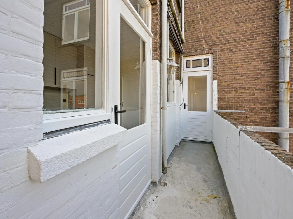 De la Reyweg 237, 'S-GRAVENHAGE