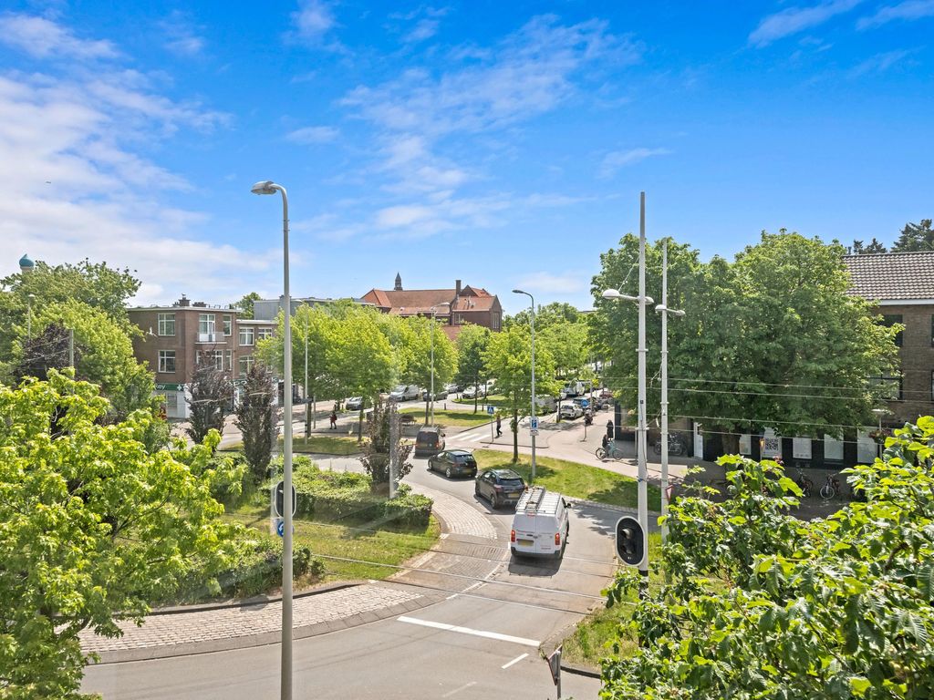 De la Reyweg 237, 'S-GRAVENHAGE