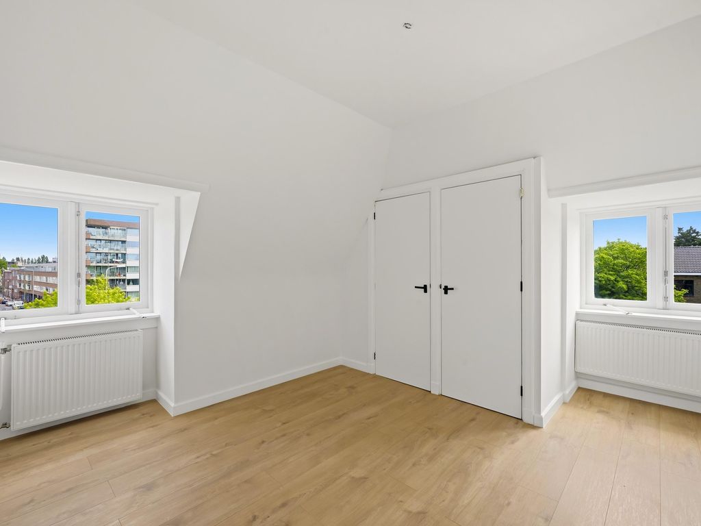 De la Reyweg 237, 'S-GRAVENHAGE
