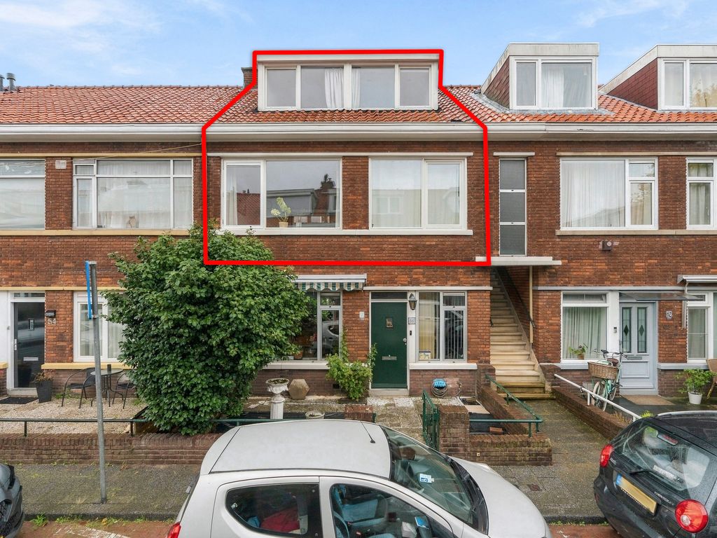 Leersumstraat 58, 'S-GRAVENHAGE