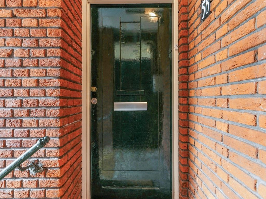 Leersumstraat 58, 'S-GRAVENHAGE