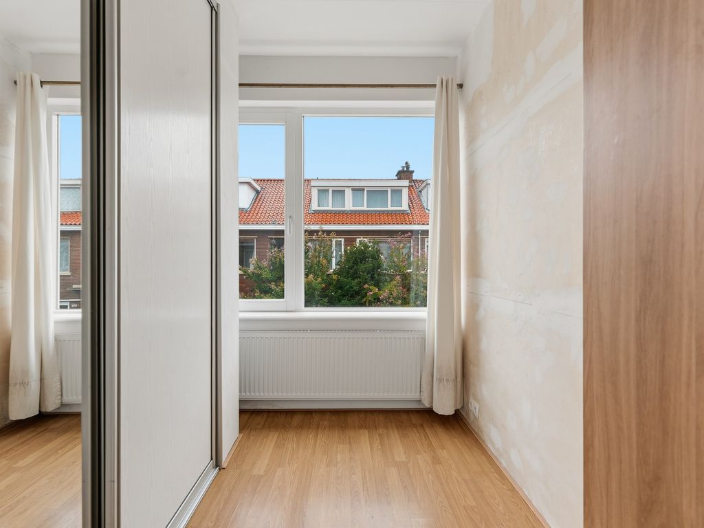 Leersumstraat 58, 'S-GRAVENHAGE