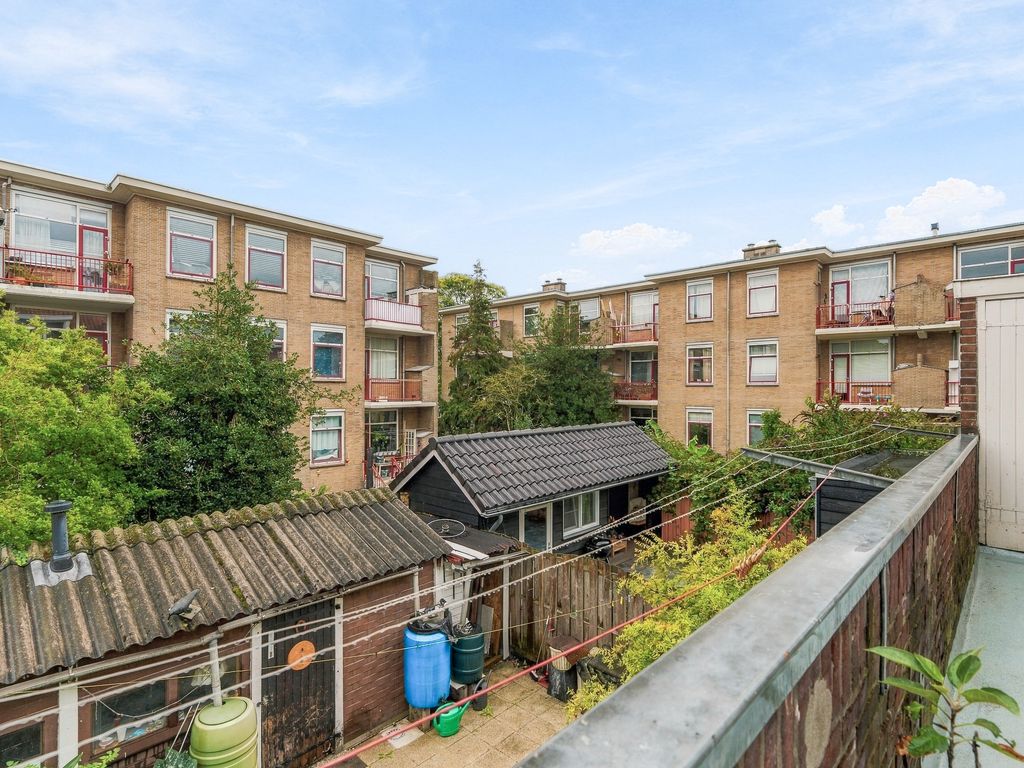 Leersumstraat 58, 'S-GRAVENHAGE