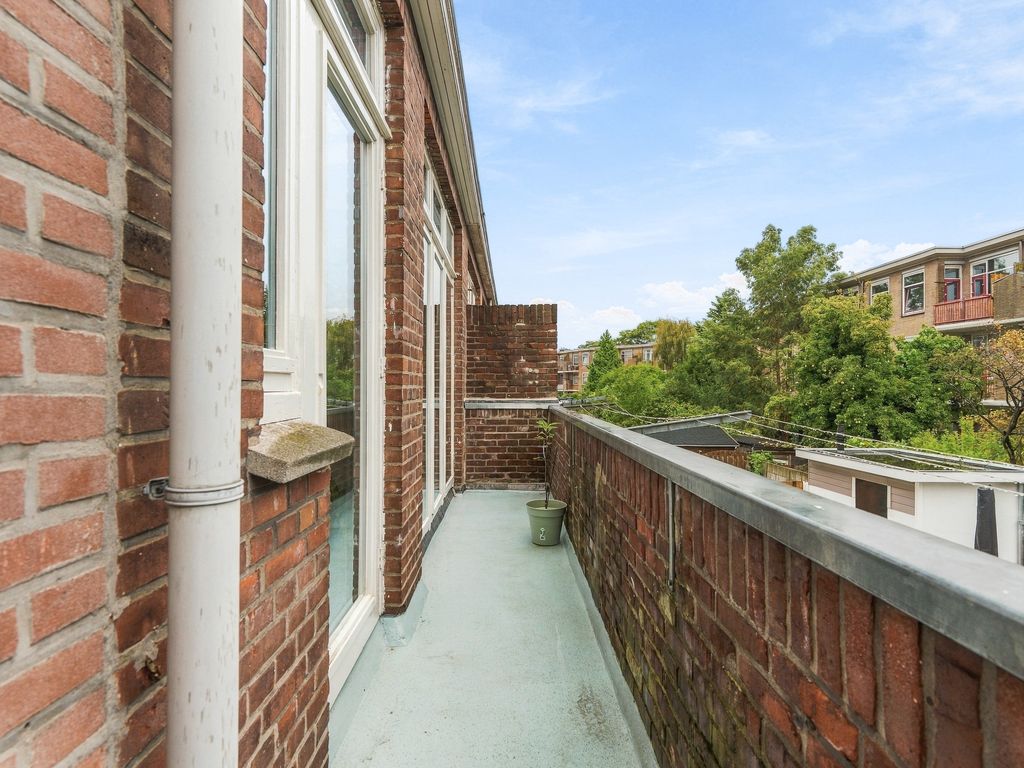 Leersumstraat 58, 'S-GRAVENHAGE