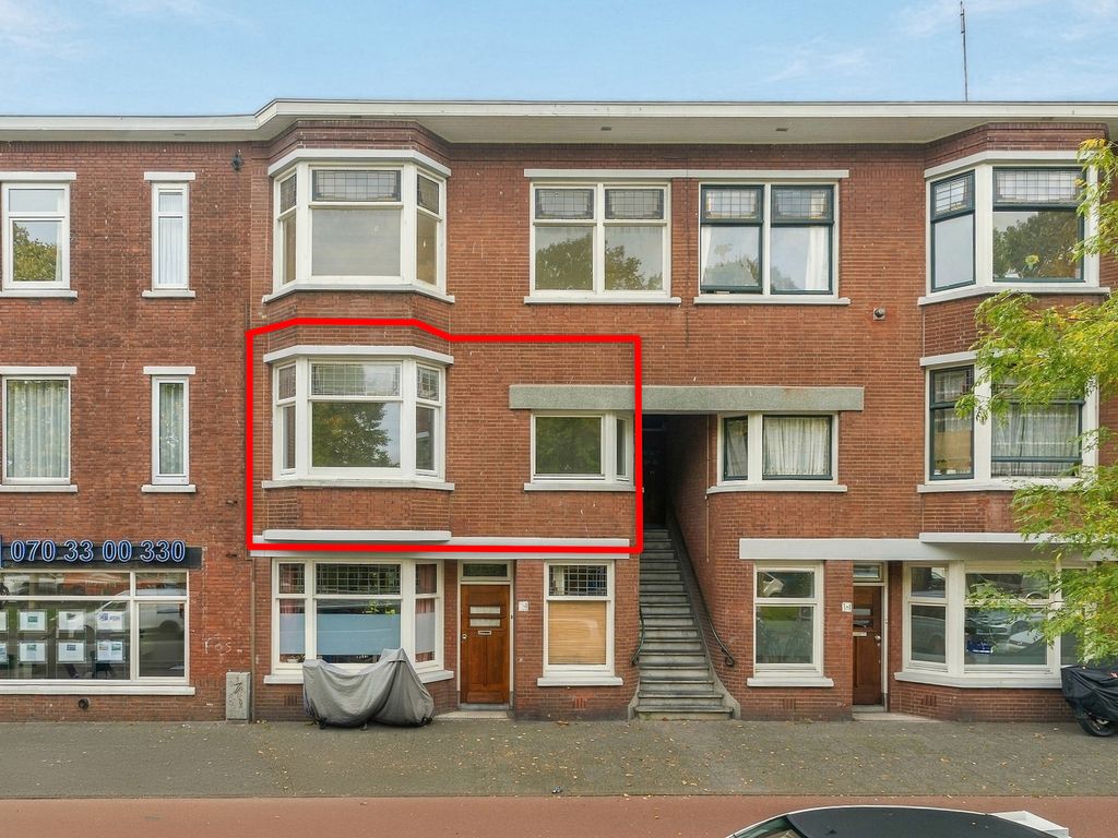 De la Reyweg 587, 'S-GRAVENHAGE