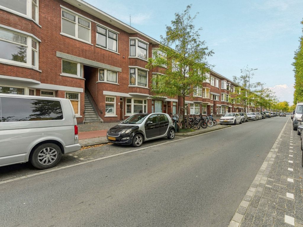De la Reyweg 587, 'S-GRAVENHAGE