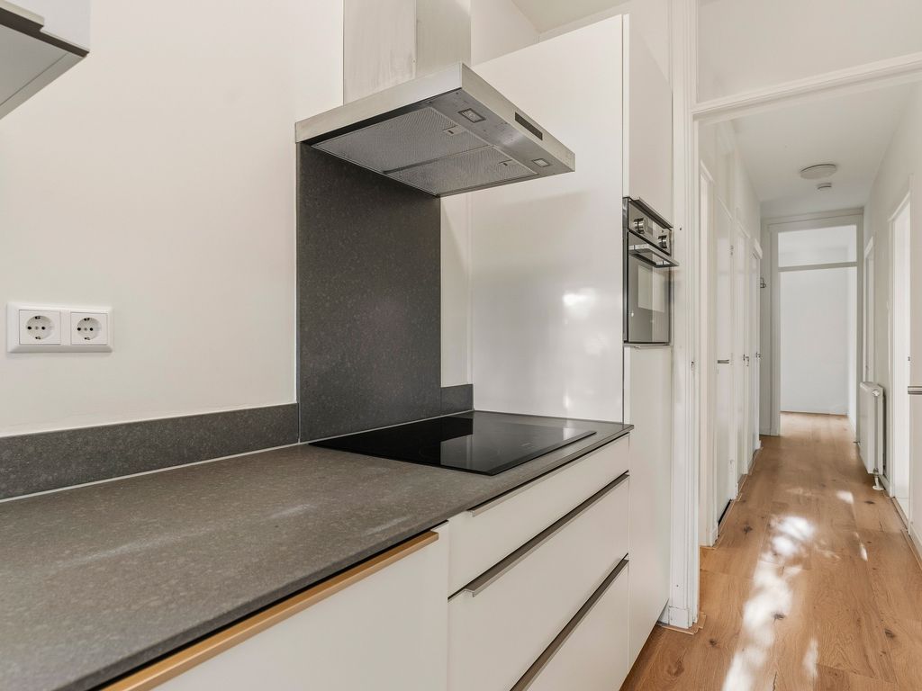 De la Reyweg 587, 'S-GRAVENHAGE