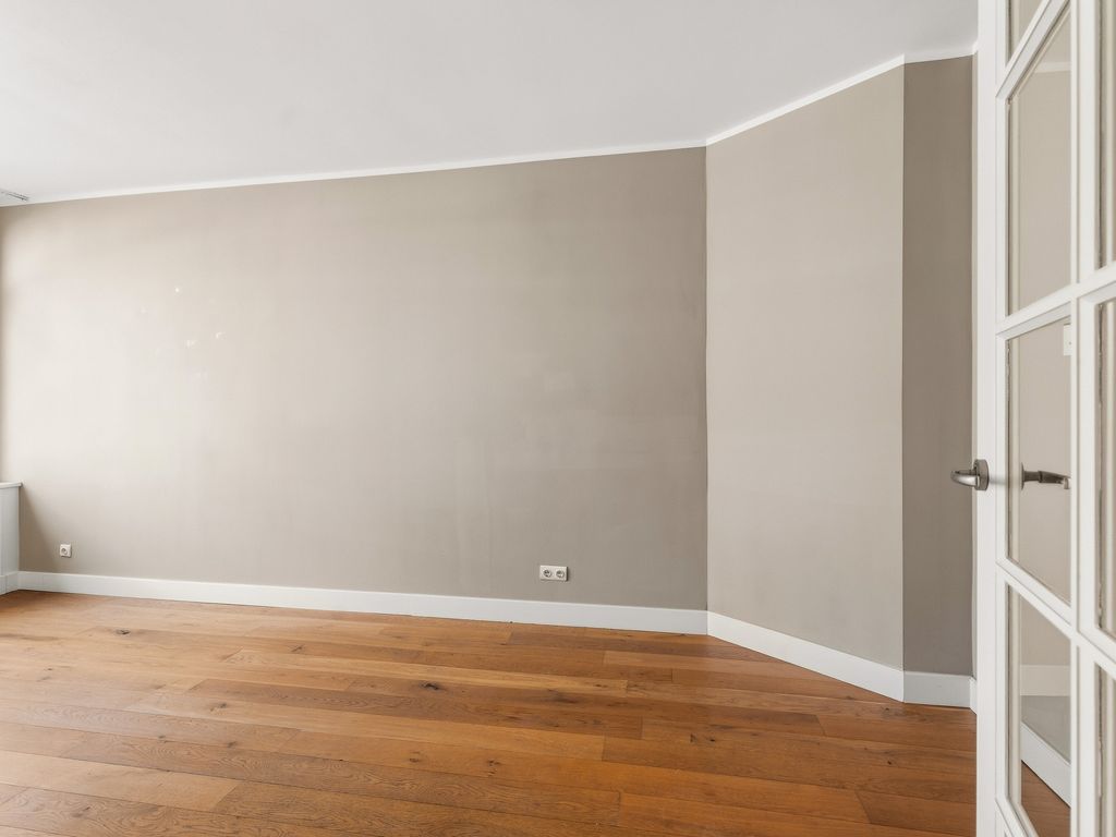 Schaarsbergenstraat 12B, 'S-GRAVENHAGE