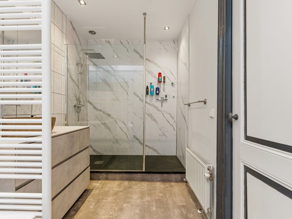 Voorschoterlaan 145B, ROTTERDAM