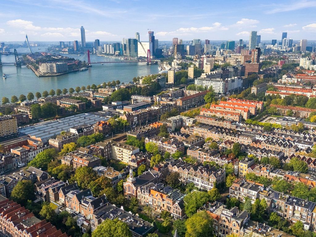 Voorschoterlaan 145B, ROTTERDAM