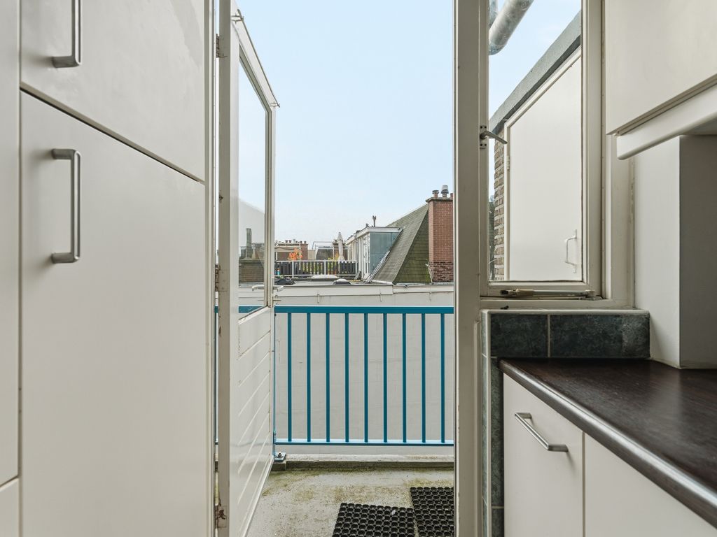 Juliana van Stolberglaan 77, 'S-GRAVENHAGE
