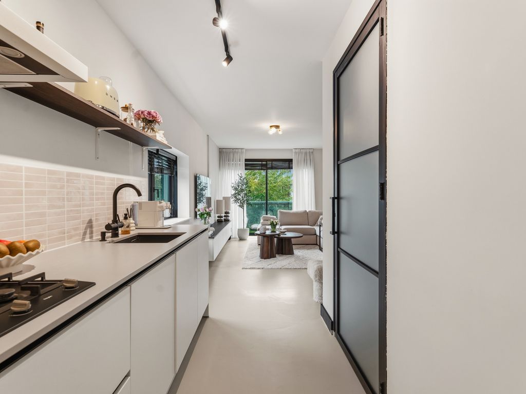 Muiderstraat 93, BERKEL EN RODENRIJS