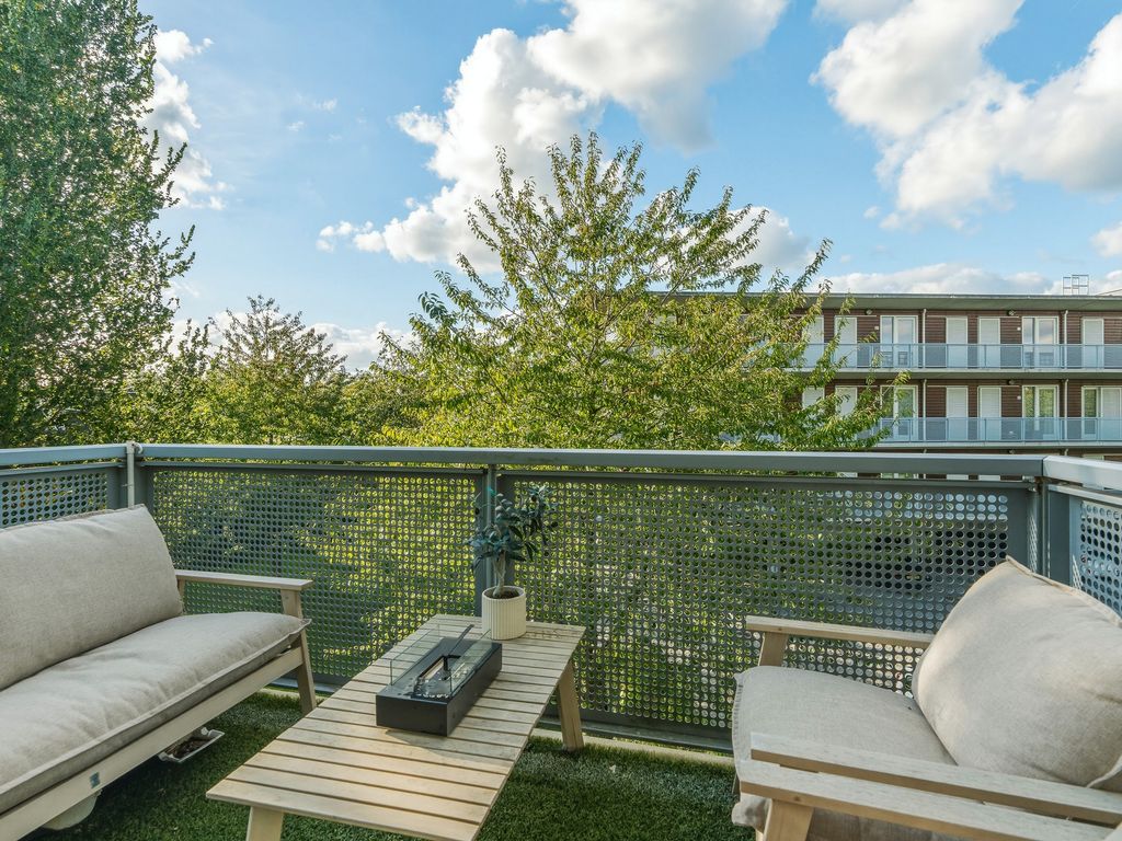 Muiderstraat 93, BERKEL EN RODENRIJS