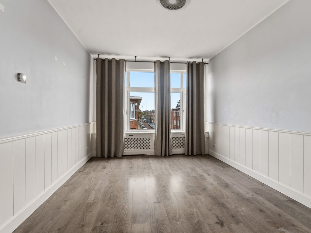 Hadewichstraat 21, 'S-GRAVENHAGE