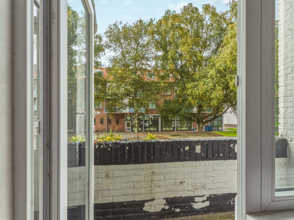 Reviusstraat 67, 'S-GRAVENHAGE
