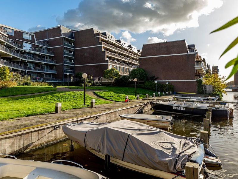 Westvest 83, Schiedam