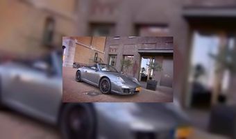 'Nieuw boek Ivy over koken met de Porsche'