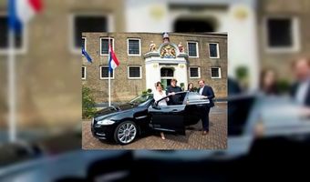 Jaguar vervoert gasten Librije
