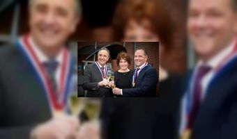 Tesink officieel Meestergastheer 