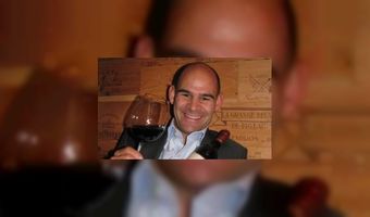 Rosier maître sommelier bij Crème Crue