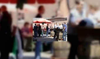 Bierdrinker houdt van koud bier