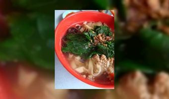 Vrouw valt in soepketel 