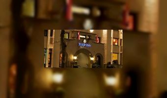 Tulip Inn Heerlen decor regionale tv serie