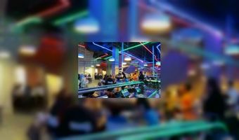 Eten op bord via een 'tornado-track'