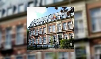 Sandton zet voet in de Domstad