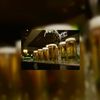 Bierglazen verdwijnen in broekzak