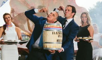 800 gasten bezoeken Hilton Haringparty