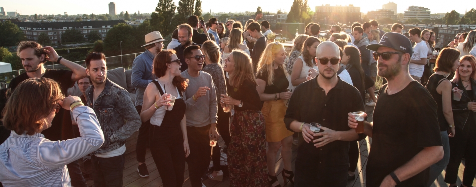 Nieuwe rooftopbar in Amsterdam geopend