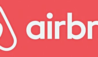 Airbnb huurt voormalig minister van Justitie in