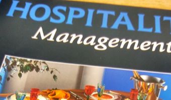 Bekijk hier het dossier '25 Jaar Hospitality Management'