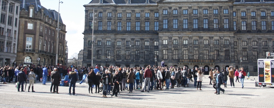 Illegaal hotel Amsterdam gesloten