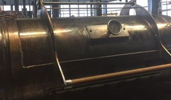 Krokodil eten bij Blue Collar Hotel