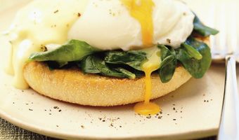 Florentijnse eieren op geroosterd brood