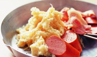 Zuurkool met spek en worst