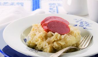 Zuurkoolstamppot met rookworst