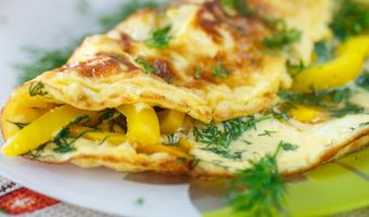 Boerenomelet met paprika