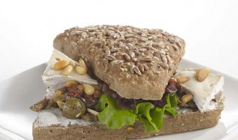 Volkoren triangel met brie 