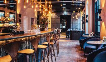 Wat is de beste hotelbar van Amsterdam?
