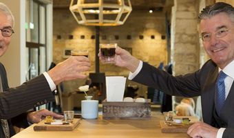 Camille Oostwegel lanceert koffie- en lunchconcept