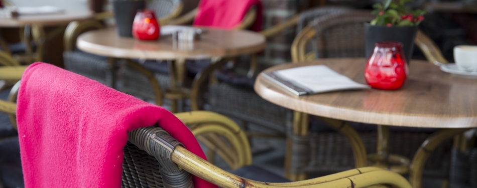 Lunchroom in Veenendaal: dicht op zondag, terras wel open