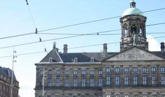 Amsterdam investeert miljoenen in groei van de stad en beheersen van drukte