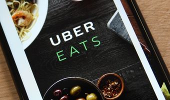 Uber gaat ook in Utrecht bezorgen