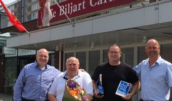 Café Carillon 25 jaar lid van KHN