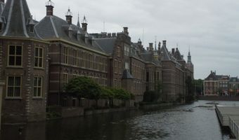 Haagse Bistrot De La Place verhuist naar nieuwe locatie