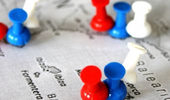 Wie wil er een B&B beginnen in een grot?