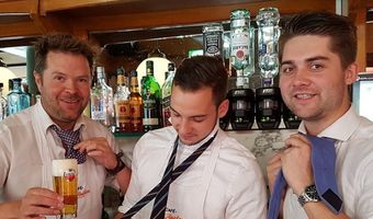 Stropdas omruilen voor een pilsje